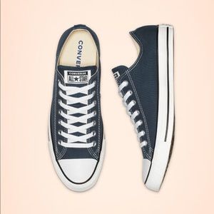 Navy low top converse